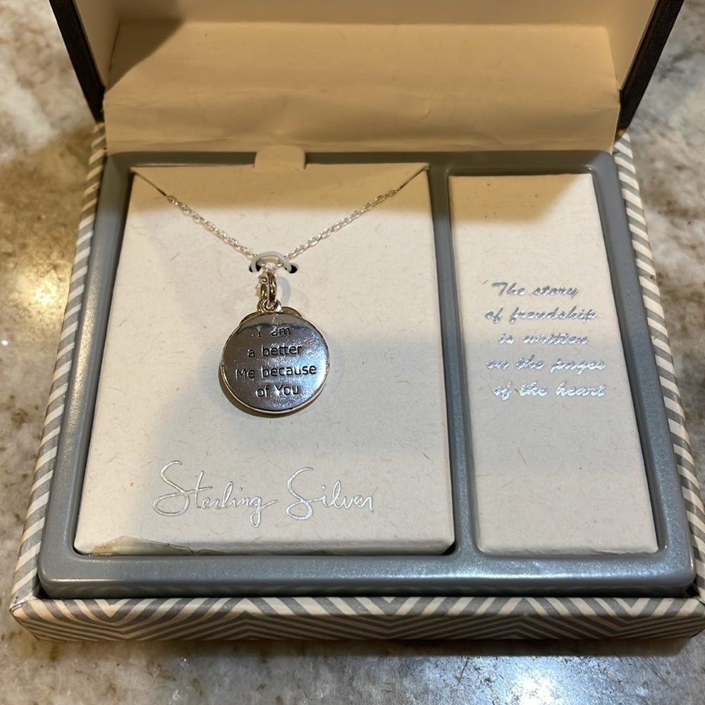 Straight from the heart necklace, sterling silver NEW - Picture 2 of 8